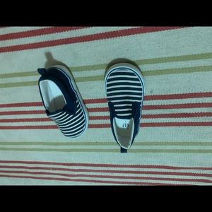 Gap toddler boys shoes